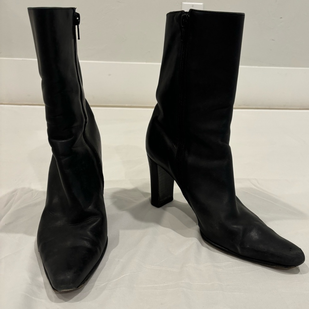Via Spiga woman's size 8.5 leather ankle boots gently worn
